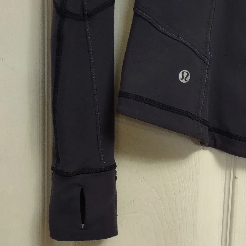 Jacket - Picture 3 of 4